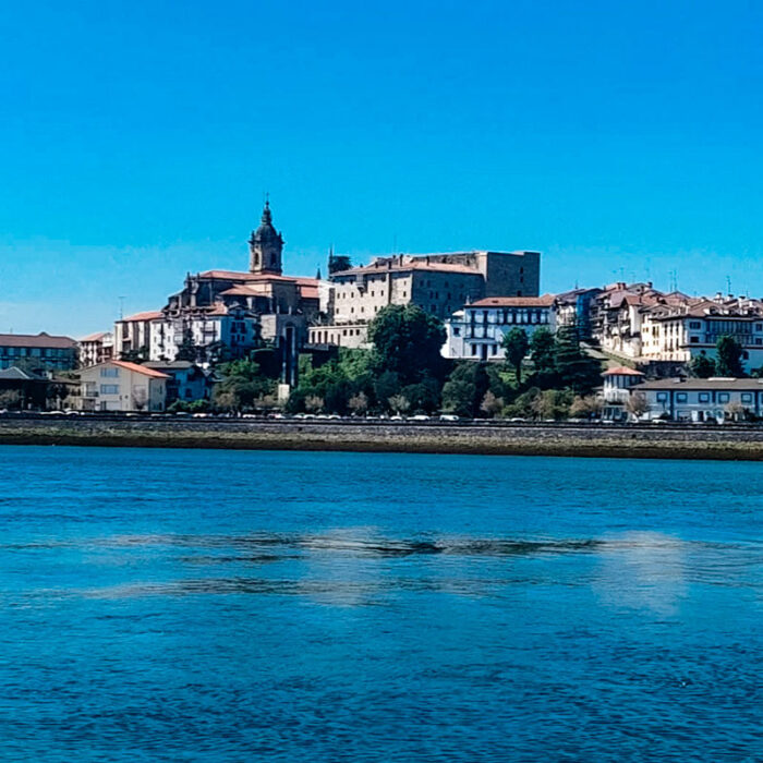 Balade en bateau à Hondarribia – Ocean Tours Hondarribia